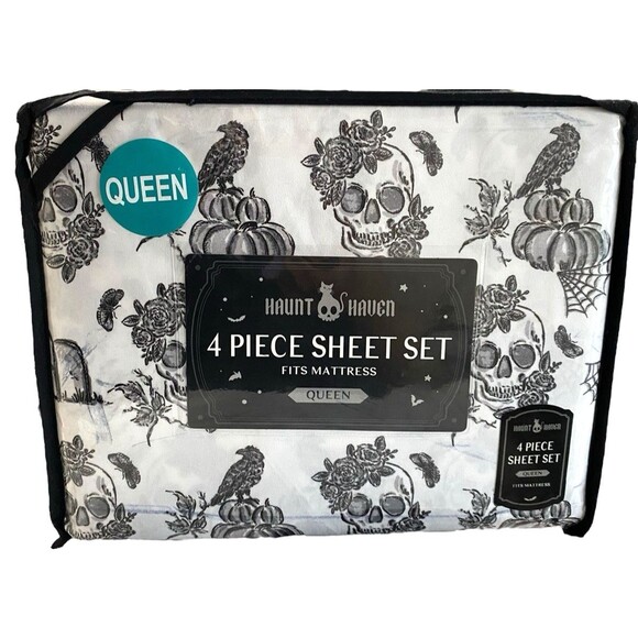 Haunt Haven 4 Piece Sheet Set Queen Skulls Pumpkins Ravens Halloween Gothic - Picture 1 of 6